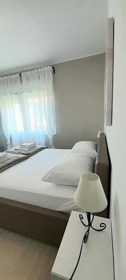 Villa Roso Kaštela Екстериор снимка